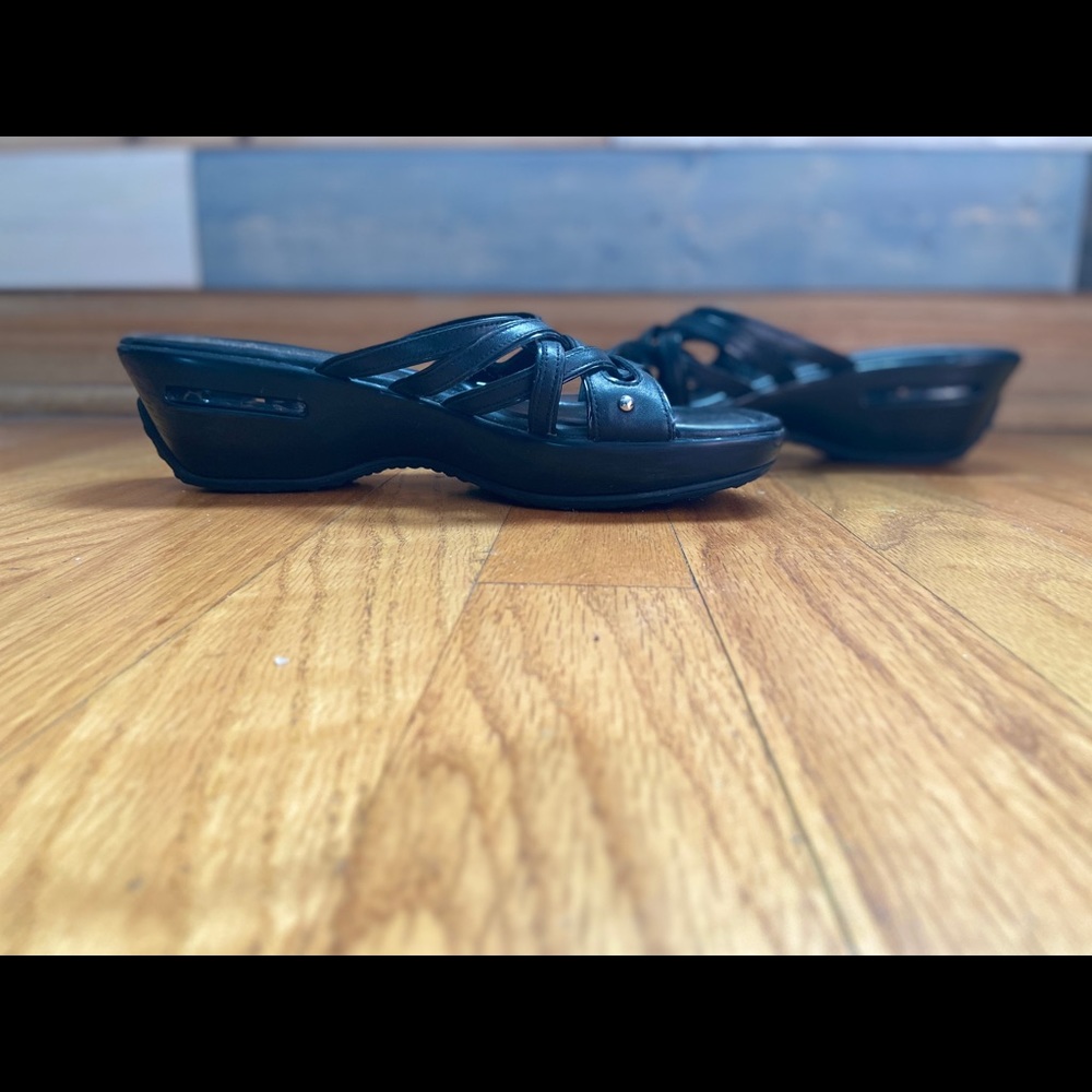 Cole Haan Nike Air Black size 8B sandals